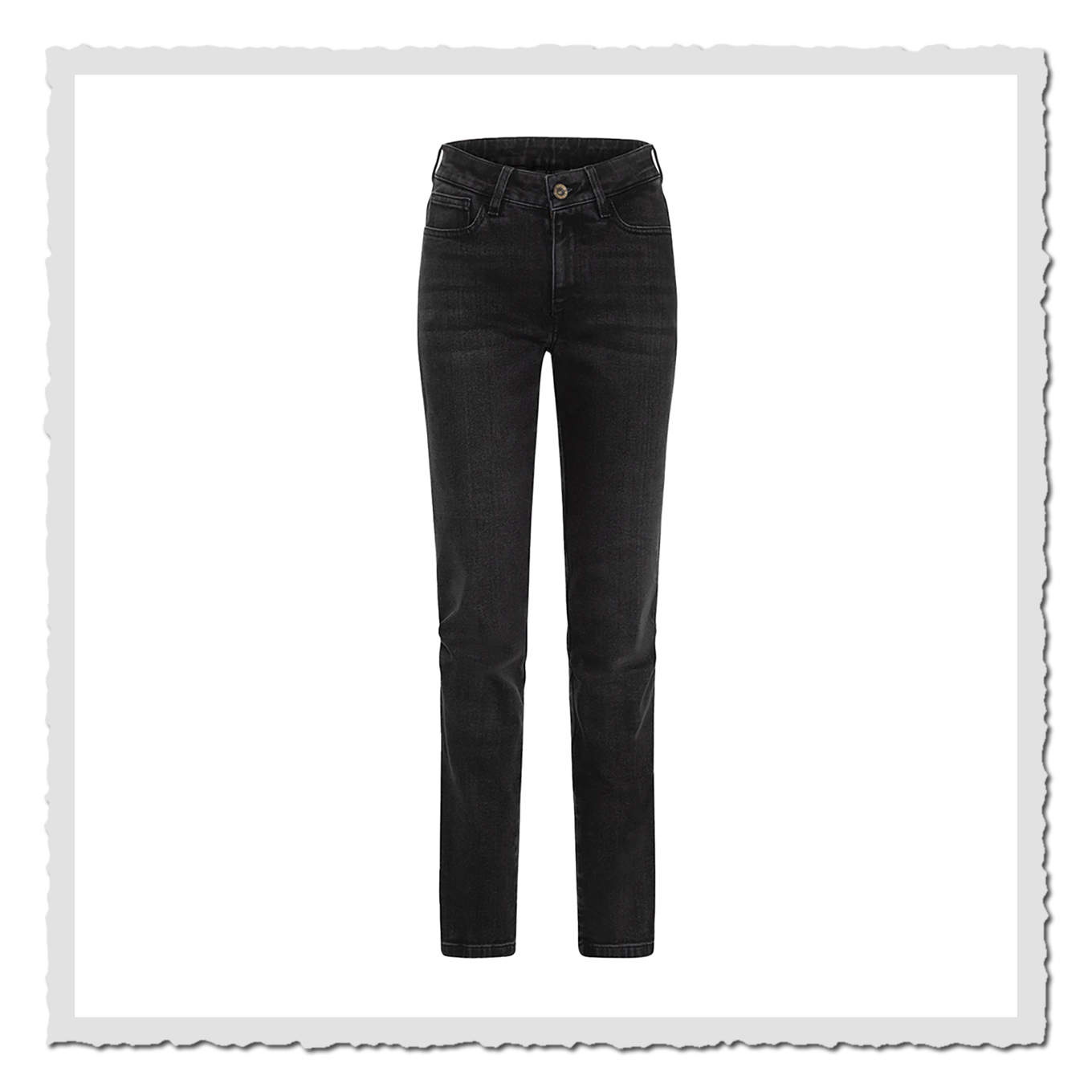 Schwarze Jeans in Frontalansicht, freigestellt vor hellem Hintergrund mit geradem Bein und dunkler Waschung.